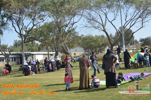 فيديو: صف الفراشات يطير كالفراشات في احضان منتزه عبد الكريم قاسم 